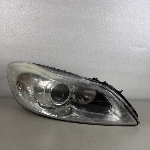 Volvo c30 headlight xenon - volvo,