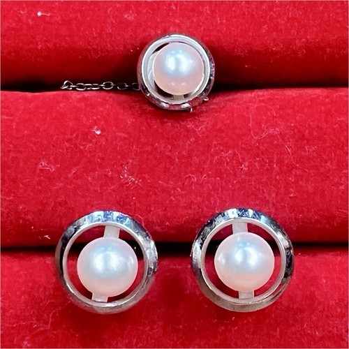 Vintage silver round white - vintage,