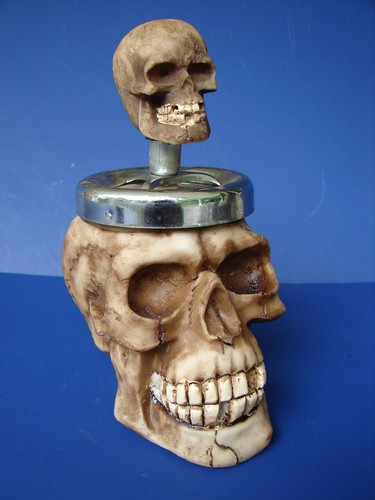 Vintage two skulls push - vintage,