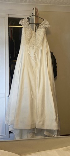 Anna sorrano ivory - anna,