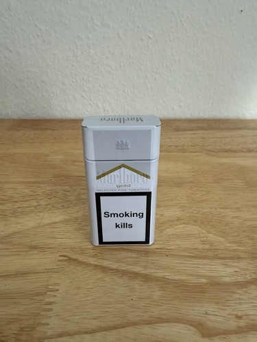 Marlboro gold white cigarette - gold,