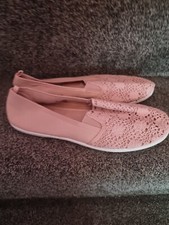 BRAND NEW LADIES SLIP ON
