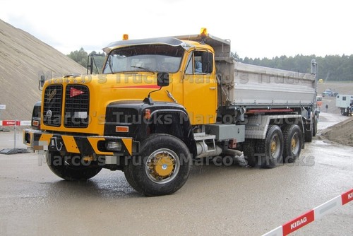 Truck photo saurer d330 - truck,