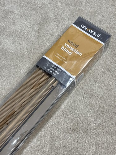 Universal wood venetian blind - universal,