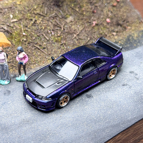 Poprace nissan skyline - 1:64,