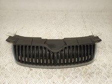 SKODA ROOMSTER 2 TDI 105 FRONT GRILLE 5J0853668A