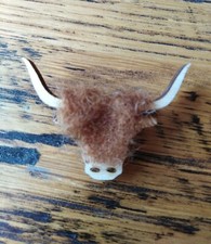 Highland Cow brooch, Brown Needle felt and wood Unique Highland Cow badge