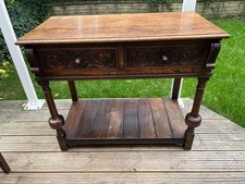Beautiful Reproduction Vintage solid oak side table with carvings by Jaycee