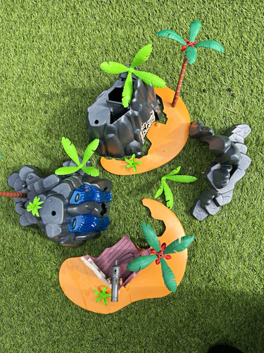 Playmobil treasure island used - treasure,