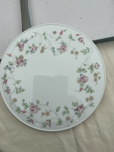 Vintage wedgwood gateau - vintage,