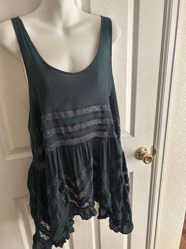 Free people intimately - free,
