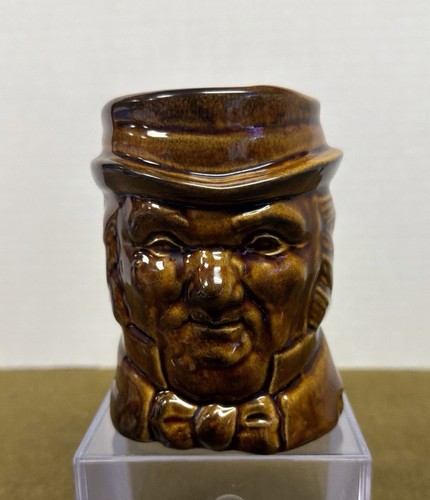 Vintage toby mug marked 6 - toby, t-6