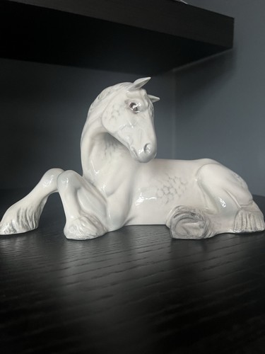 Beswick shire mare - beswick, down