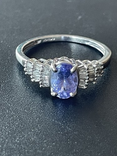 Tanzanite diamond ring - &,