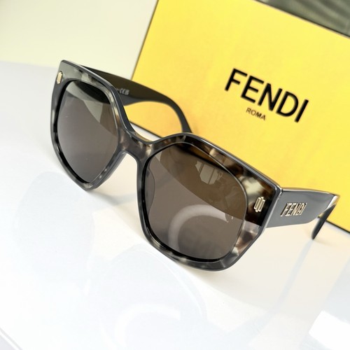 New fendi fe40017i sunglasses - fendi,