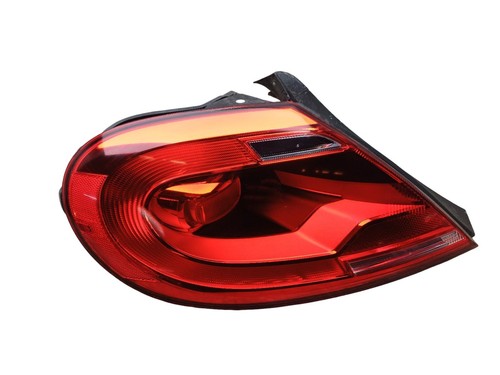 Volkswagen beetle taillight - volkswagen,
