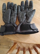 Dynamic Motor cycle Leather Gloves. Size Is Large With Waterproof Aspects