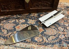 Fine Stainless Steel Elegant Cake Server