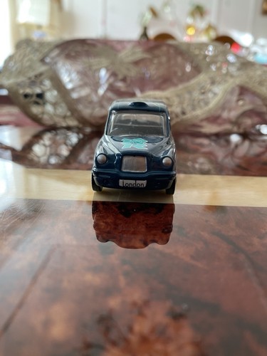 Corgi london taxi - corgi, 2012
