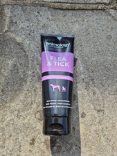 Animology Flea & Tick Dog Shampoo wifh in-built conditioner 250Ml