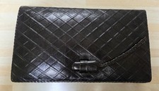 *VINTAGE* FAB BLACK LEATHER EMBOSSED CLUTCH BAG, PURSE with UNUSUAL CLOSURE~VGC