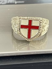  Classic 9  ct yellow gold and