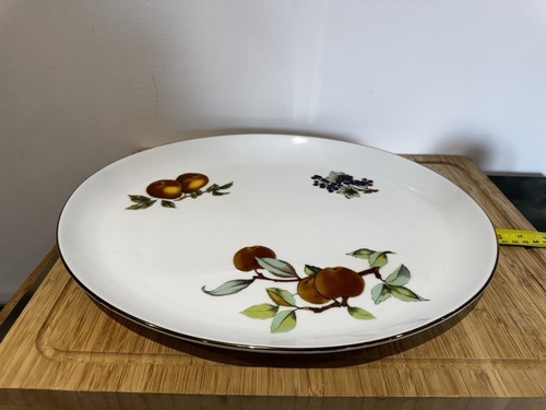 Royal worcester evesham gold - evesham,