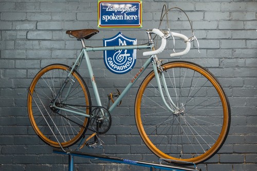 Classic and vintage - classic, cycles
