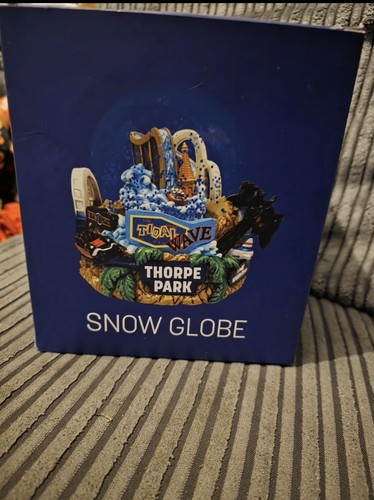 Thorpe park mega snow globe - park,