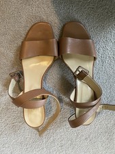 Hobbs Brown Leather Wrap