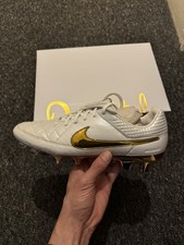 Nike Tiempo Legend  Ronaldinho