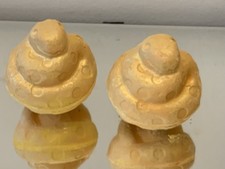 LUSH 2 X bath bomb luxury gold
