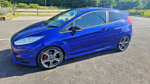 2015 ford fiesta - ford, st