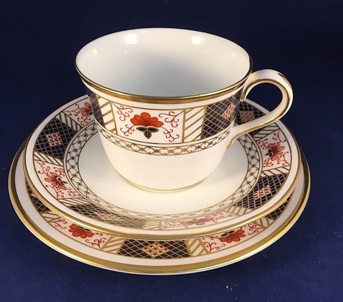 Royal crown derby - royal,