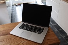 MacBook Pro (2018) 15 inch