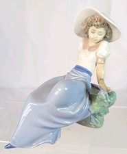 Nao by Lladro Lady with Bird