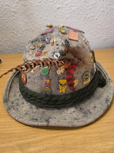 Vintage grey tyrolean - grey,