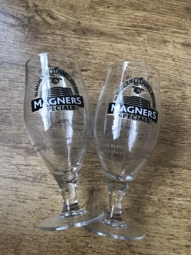 Magnets half pint - glasses, x3
