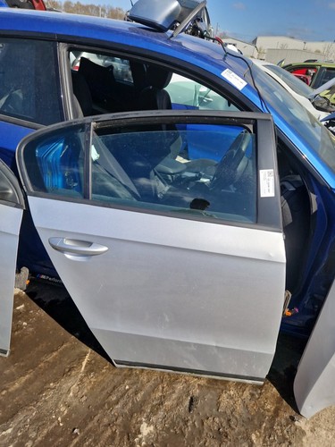 Volkswagen passat saloon - volkswagen,
