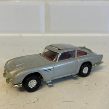 Corgi James Bond Aston Martin