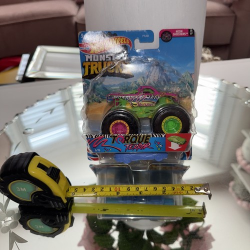 Rare boxed monster - rare, torque