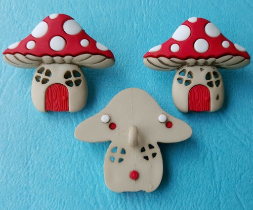 Craft buttons mushroom houses - buttons,