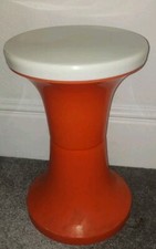 VINTAGE RETRO 1970's JUDGE TAM