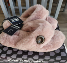 Bedroom Athletics-Bella