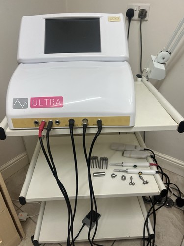 Caci ultra machine non - machine.,