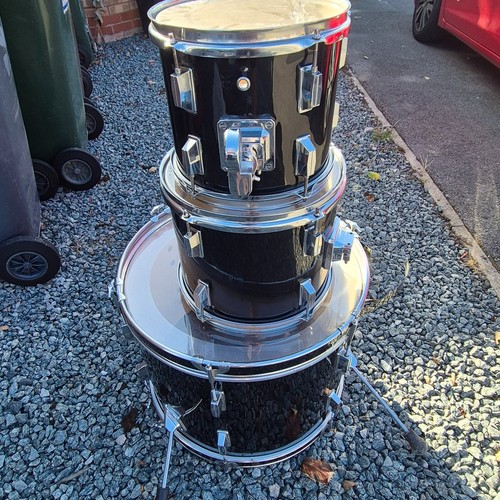 Piece acoustic drum - 3, used
