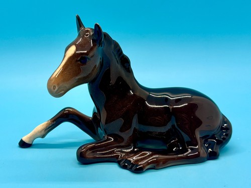 Beswick england 915 lying down - beswick,