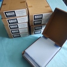 Q-Connect Card Postcard Holder