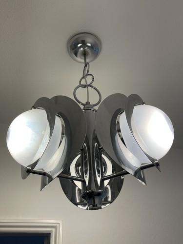 Stunning space age - stunning,