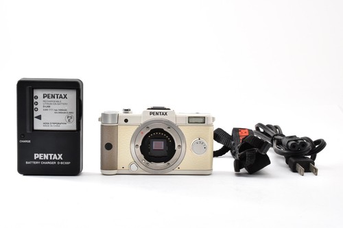 Pentax mirrorless digital - q,